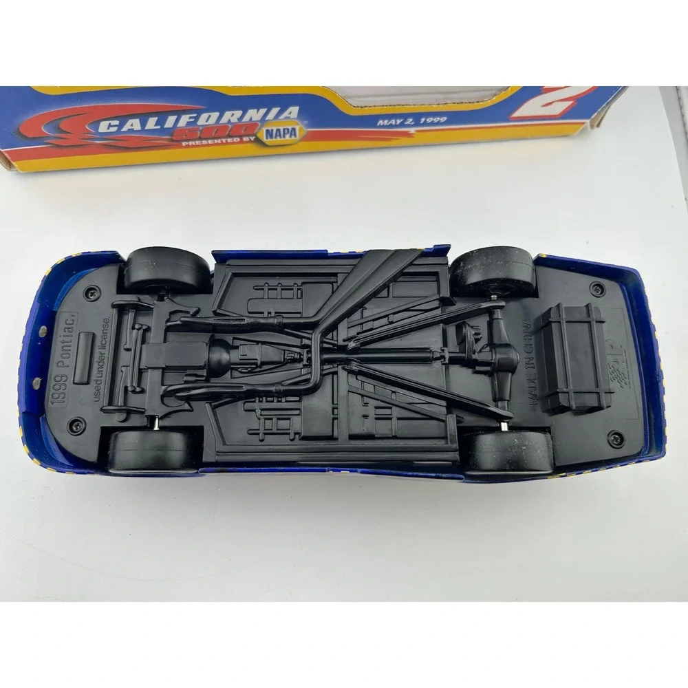 1999 California 500 NAPA Auto Parts #2 Pontiac Race‎ Car Toy Model